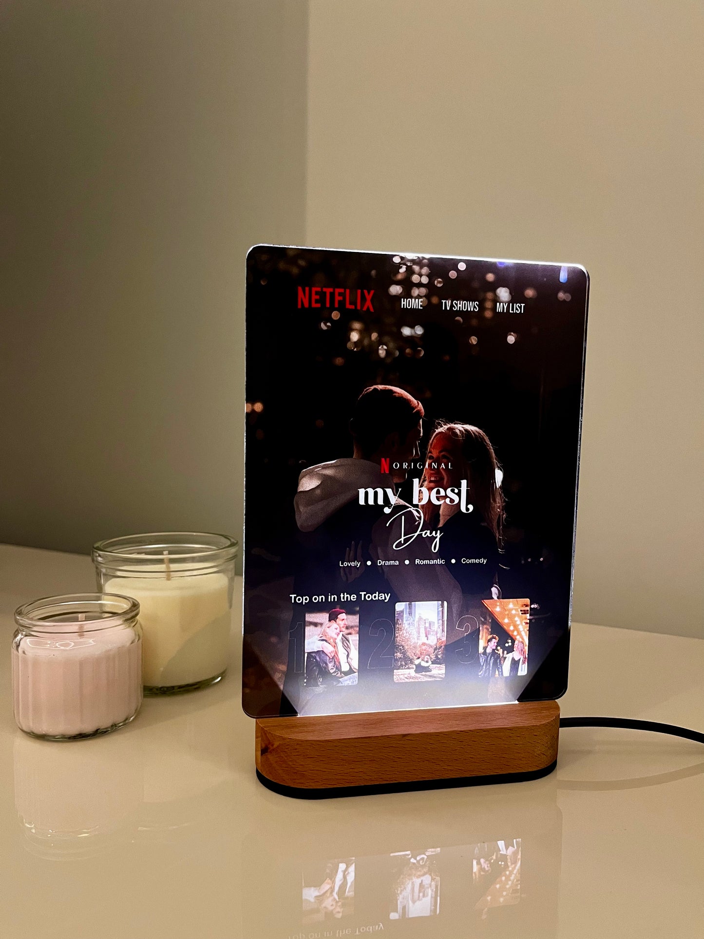 🌟 Kişiye Özel Netflix Temalı LED Gece Lambası 🎬: Fotoğrafınızla Özel Film Kapağı Tasarımı 📸